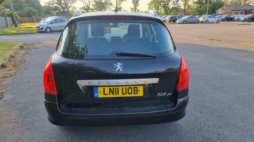 Peugeot 308 SW Sw 1.6 E-hdi Active Ss Red #14