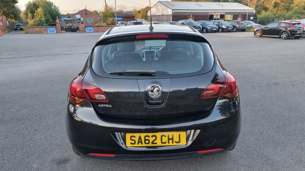 Vauxhall Astra Hatchback 1.4 16V Sri 2012 Black #5