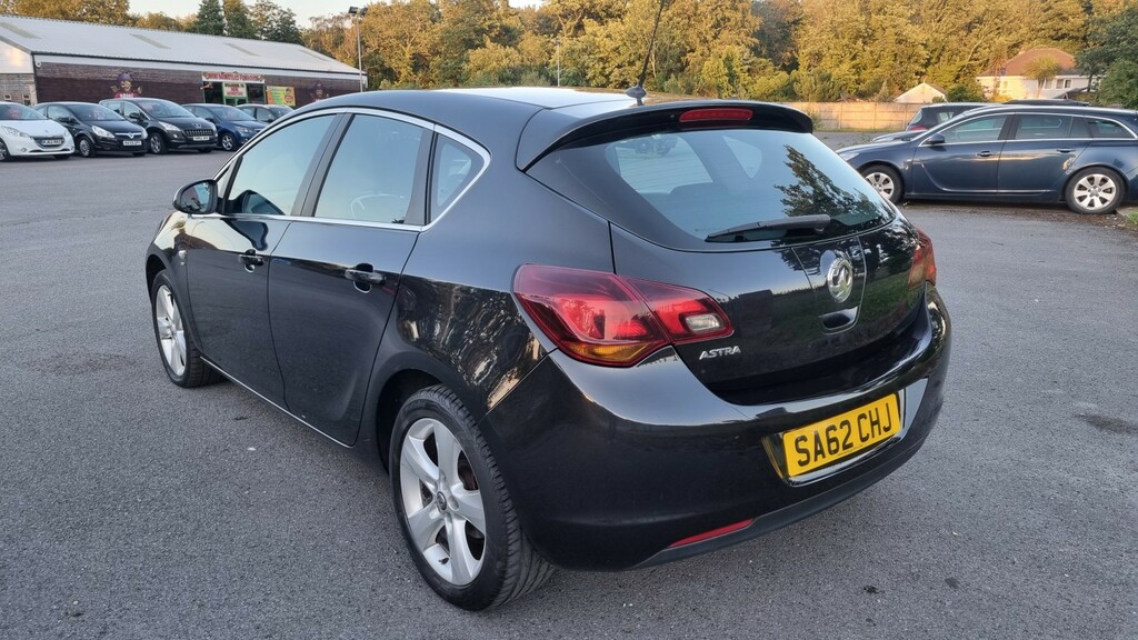 Vauxhall Astra Hatchback 1.4 16V Sri 2012 Black #2