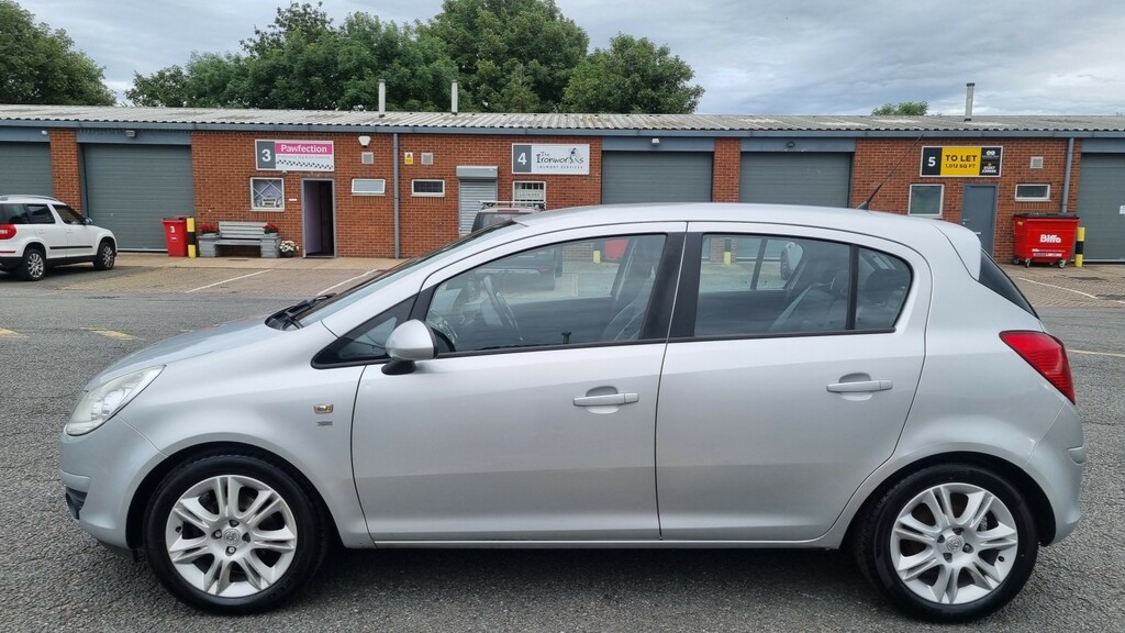 Vauxhall Corsa Hatchback 1.2 I 16V Se 2010 Silver #4