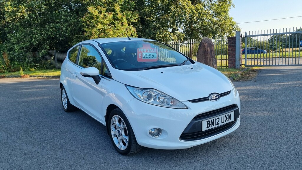 Ford Fiesta Hatchback 1.3 Zetec 2012 White