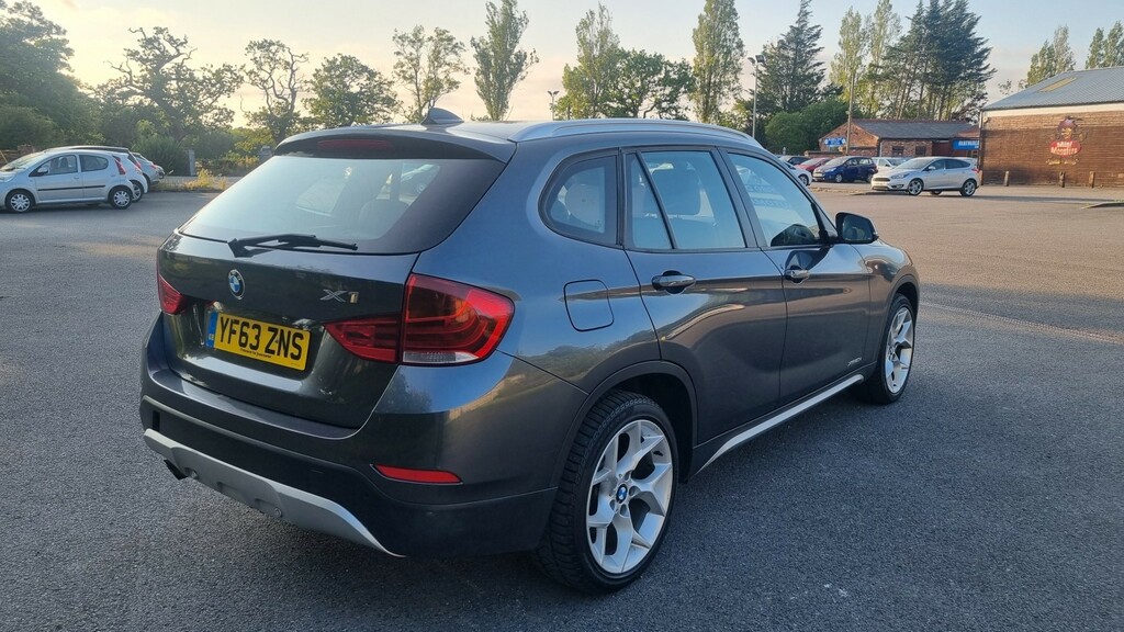 BMW X1 Suv 2.0 X1 Xdrive20d Xline 2013 YF63ZNS Grey #2
