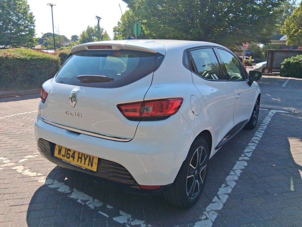 Renault Clio 1.2 Dynamique Medianav 1.2 16V 75 White #2