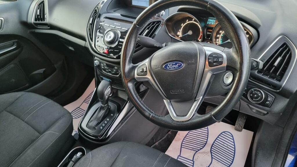 Ford B-Max 1.0 Ecoboost Zetec Navigator #10