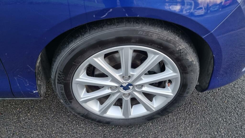 Ford B-Max 1.0 Ecoboost Zetec Navigator #11