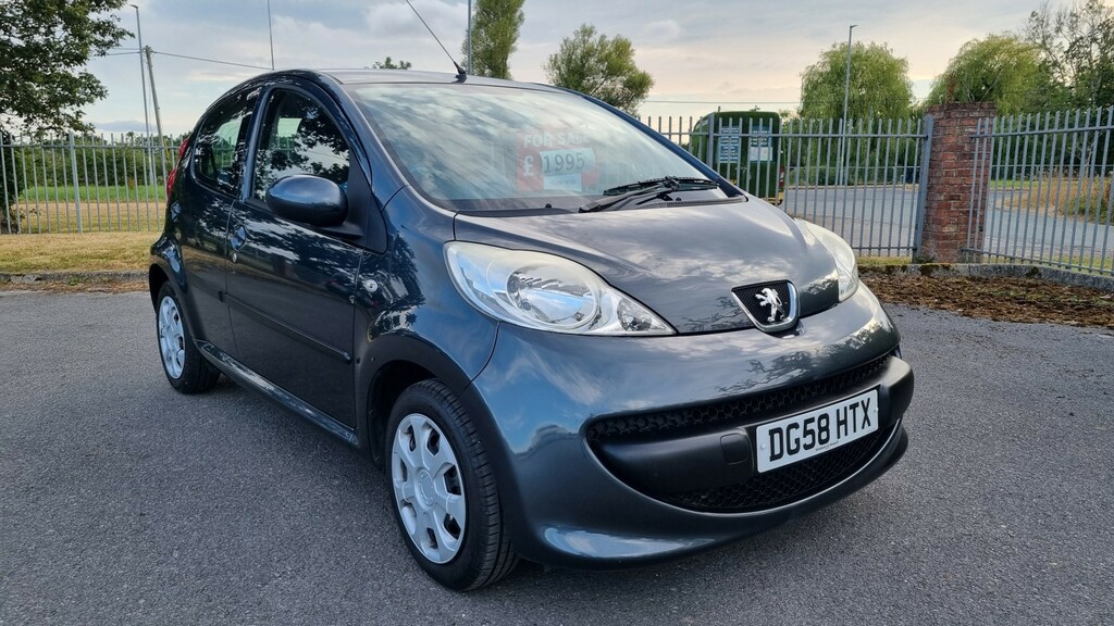 Peugeot 107 Hatchback 1.0 12V Urban Move 2008 Grey