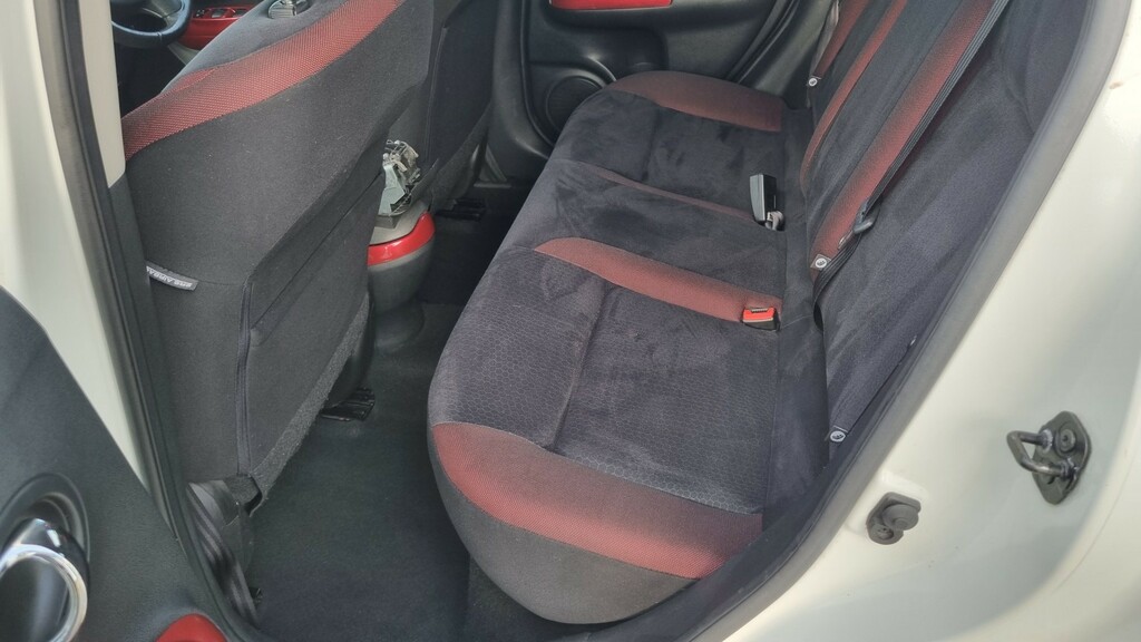 Nissan Juke 1.6 Tekna Dig-t 190 Bhp Red #10