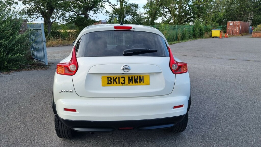 Nissan Juke 1.6 Tekna Dig-t 190 Bhp Red #5