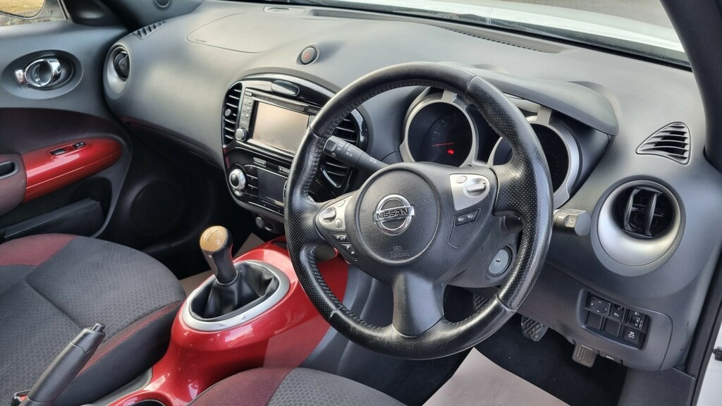 Nissan Juke 1.6 Tekna Dig-t 190 Bhp Red #11