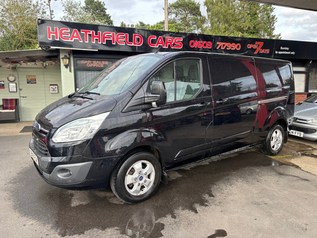 Ford Transit Custom 2.2 Tdci 125Ps Low Roof Limited Van Black