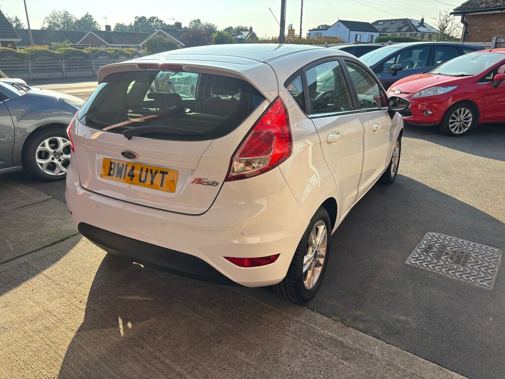 Ford Fiesta 1.25 82 Zetec White #4