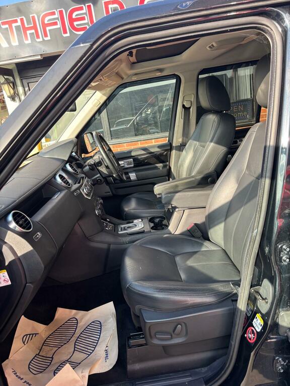 Land Rover Discovery Hse Black #8