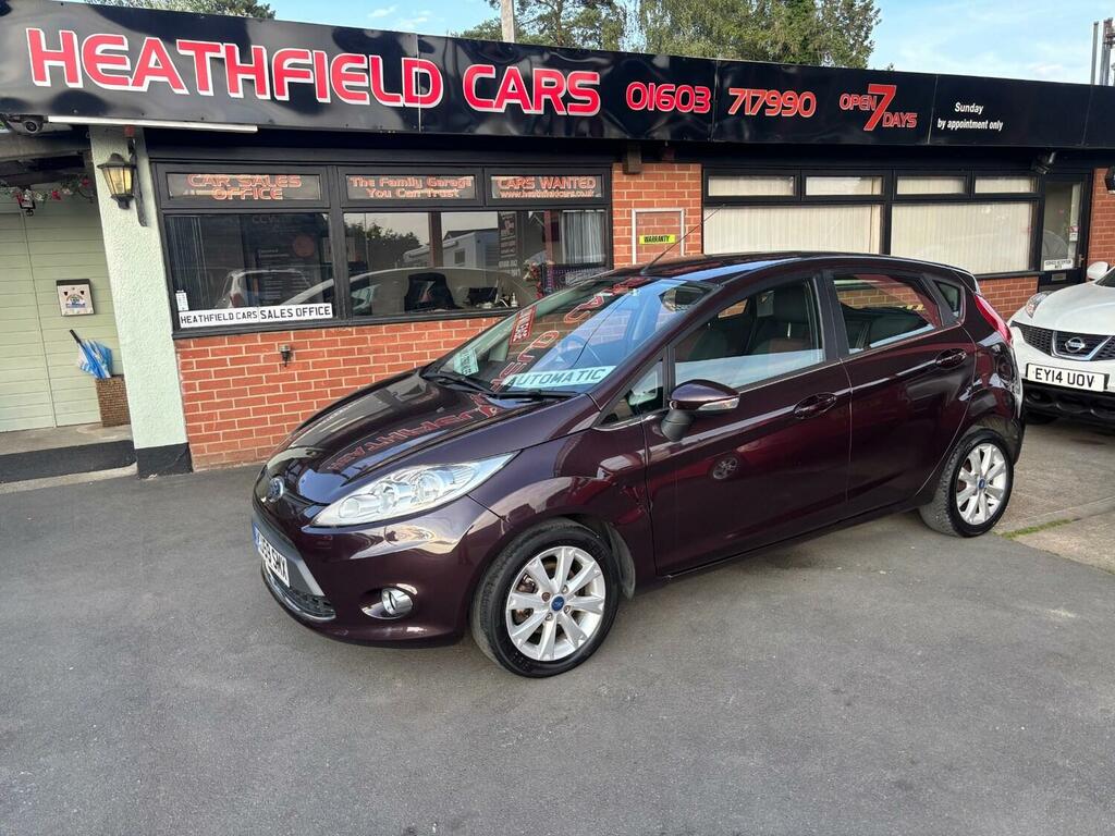 Ford Fiesta 1.4 Zetec Red