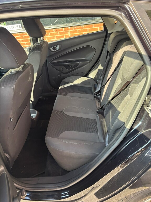 Ford Fiesta 1.6 Tdci Zetec Econetic Black #6