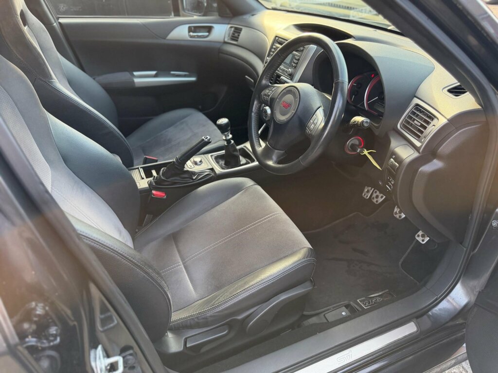 Subaru Impreza Hatchback Blue #14