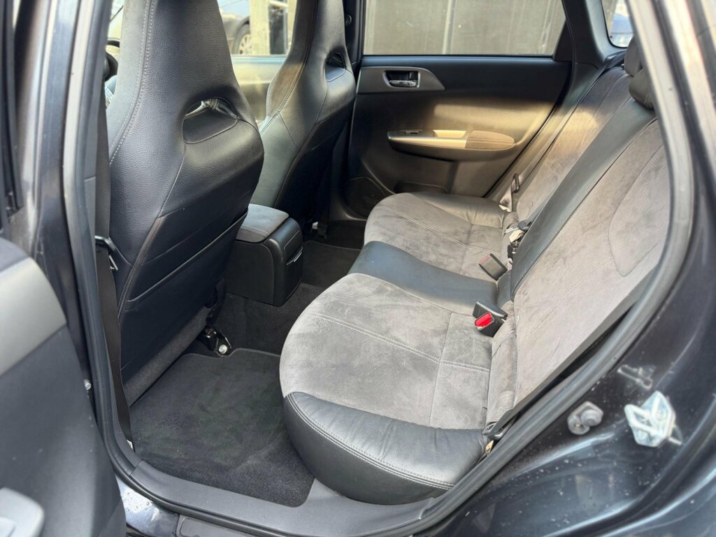 Subaru Impreza Hatchback Blue #16
