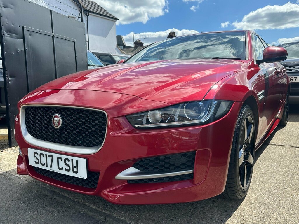 Jaguar XE 2017 67 2.0D Black #49