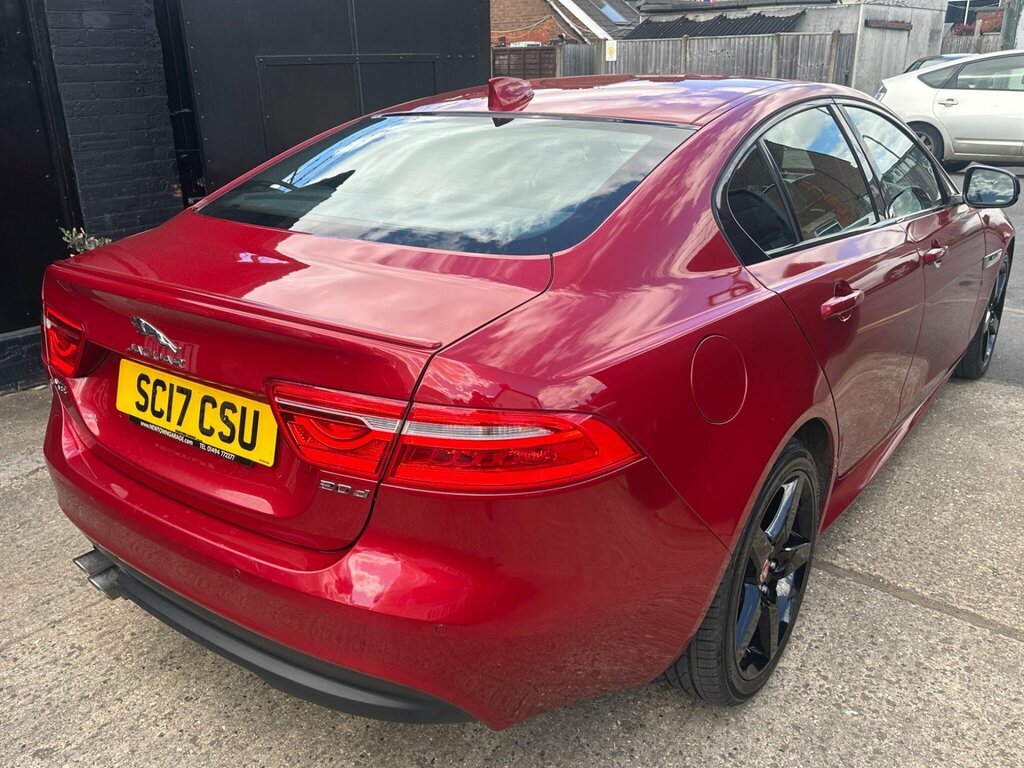 Jaguar XE 2017 67 2.0D Black #57