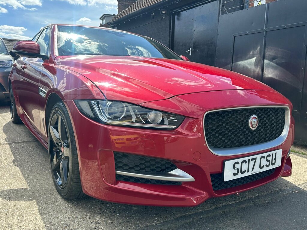 Jaguar XE 2017 67 2.0D Black #46