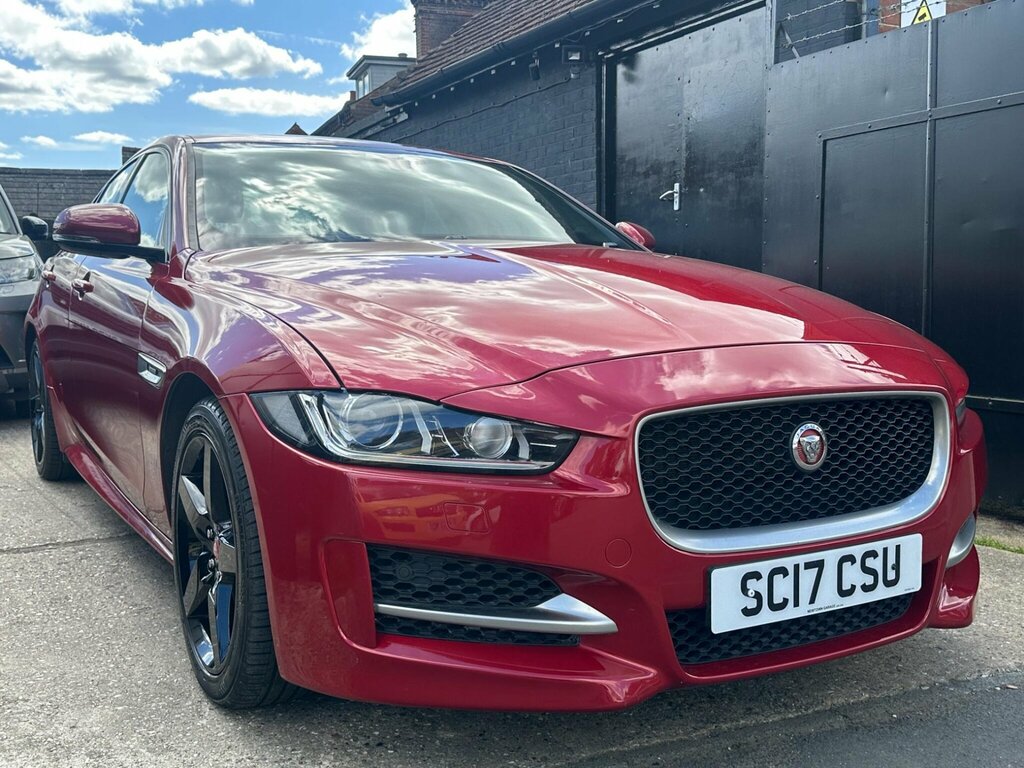 Jaguar XE 2017 67 2.0D Black #69