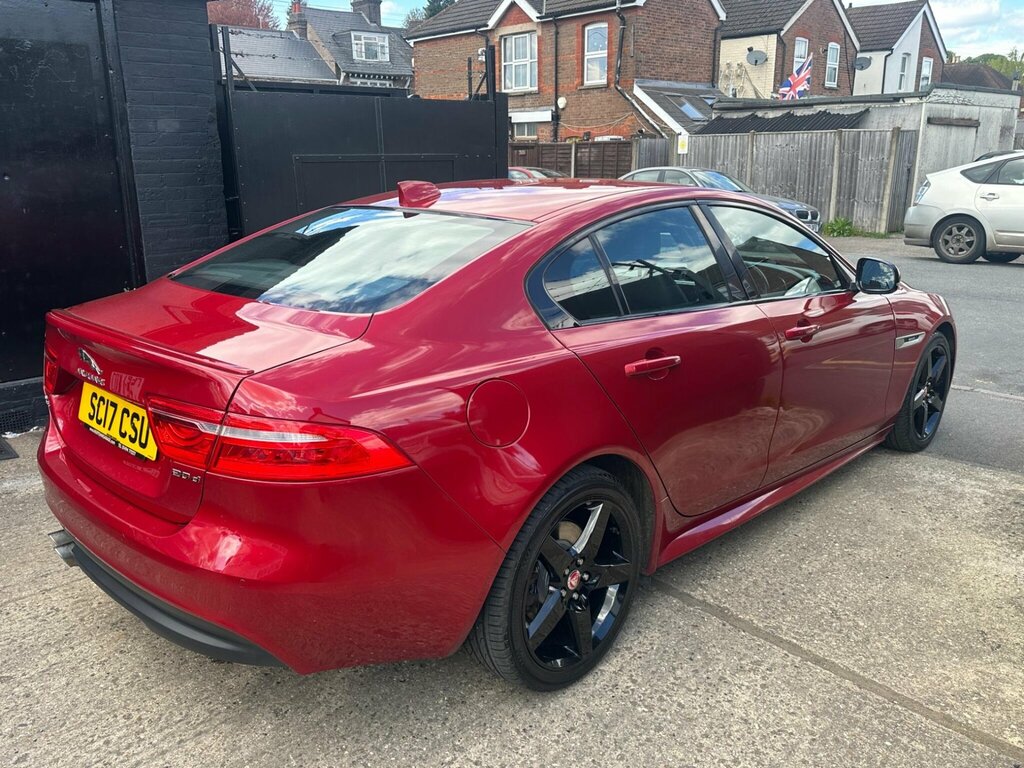 Jaguar XE 2017 67 2.0D Black #56
