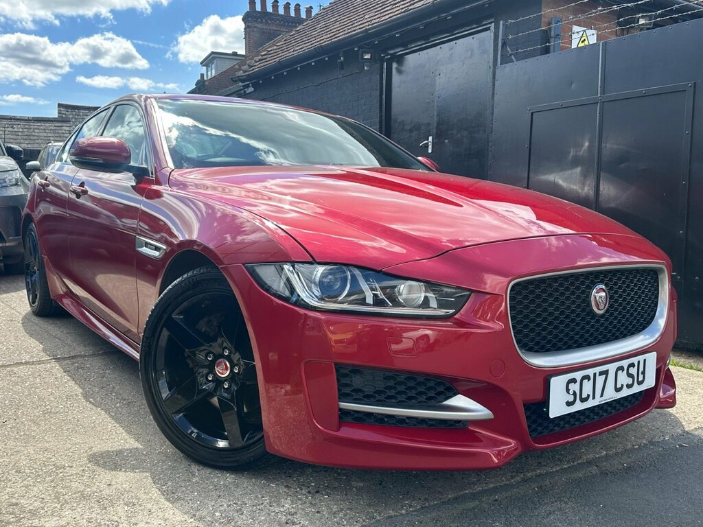 Jaguar XE 2017 67 2.0D Black #77
