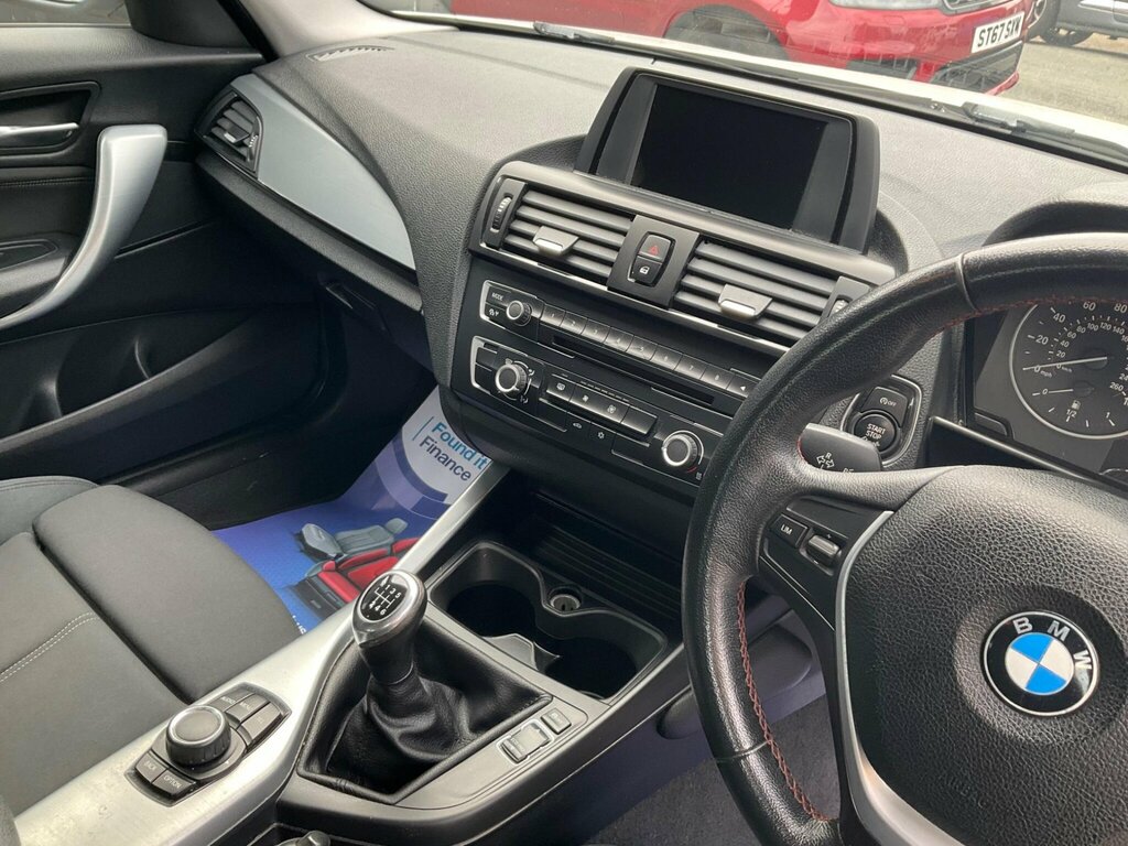BMW 1 Series 118D Se Black #35