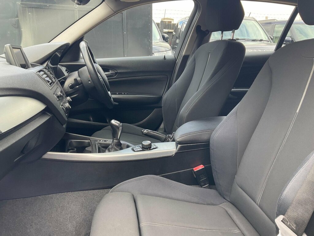 BMW 1 Series 118D Se Black #23