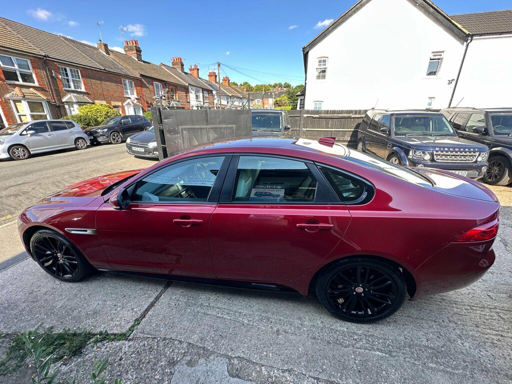 Jaguar XF 2.0D 180 Prestige Blue #31