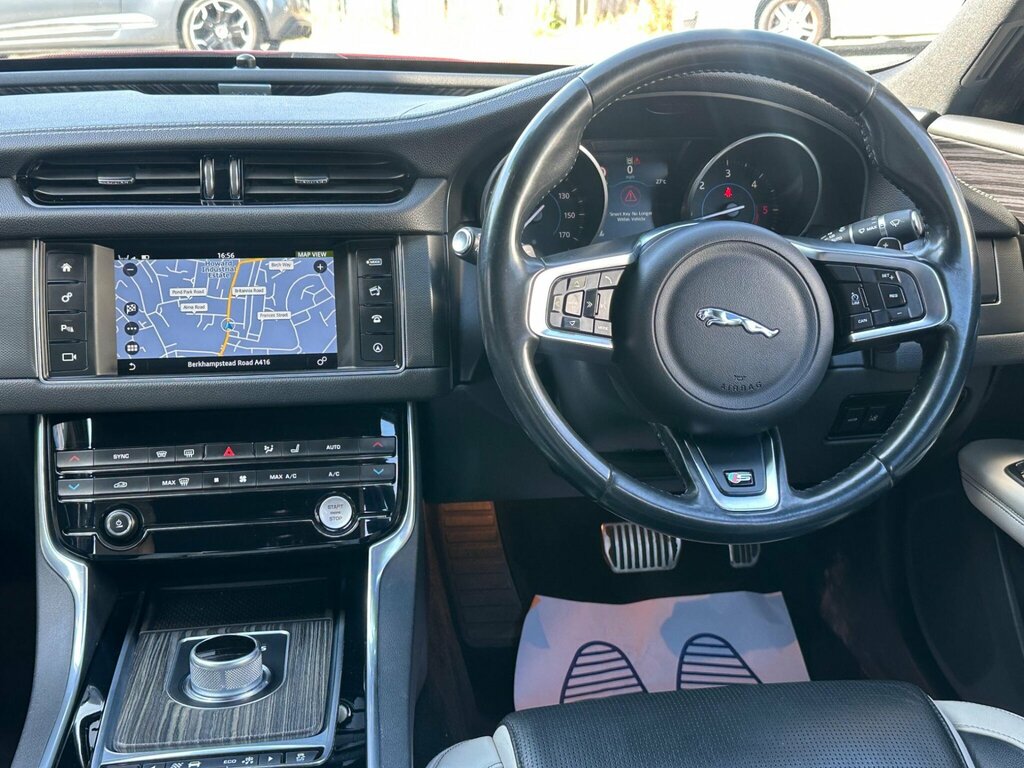 Jaguar XF 2.0D 180 Prestige Blue #9