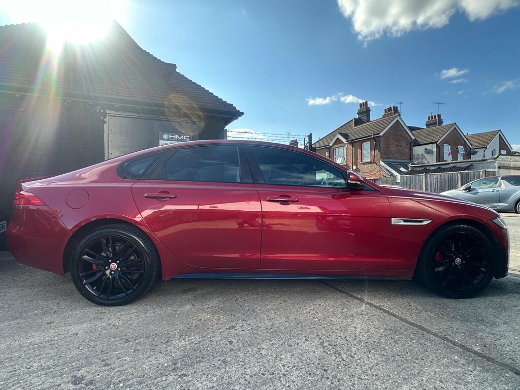 Jaguar XF 2.0D 180 Prestige Blue #30