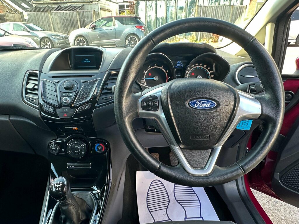 Ford Fiesta 1.0 Ecoboost Zetec Silver #9