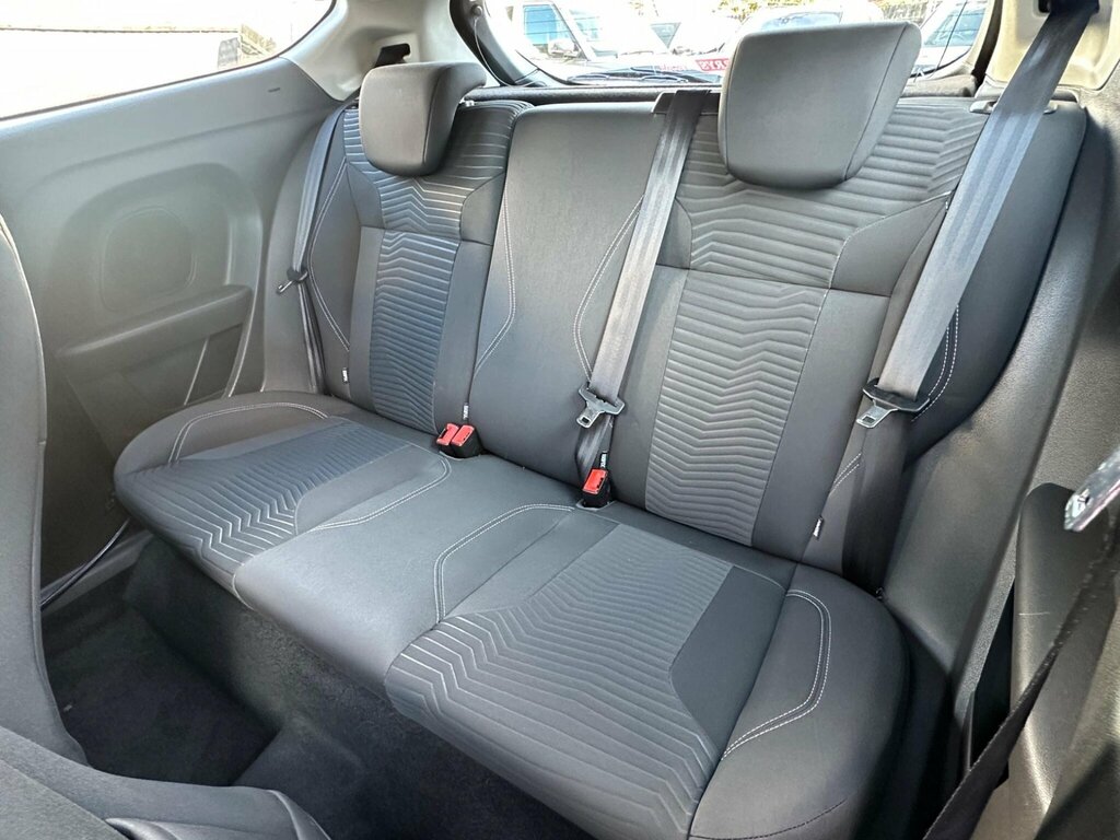 Ford Fiesta 1.0 Ecoboost Zetec Silver #17