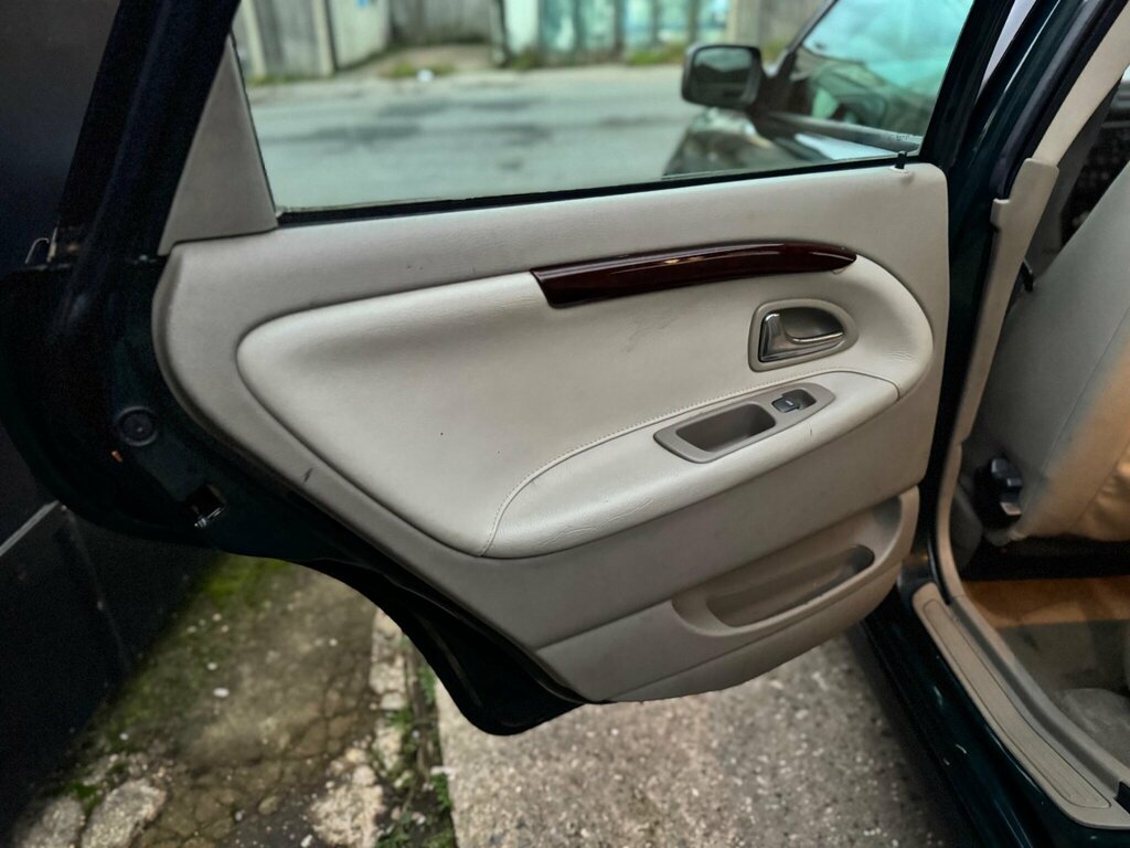 Volvo V40 2.0 Auto Silver #13