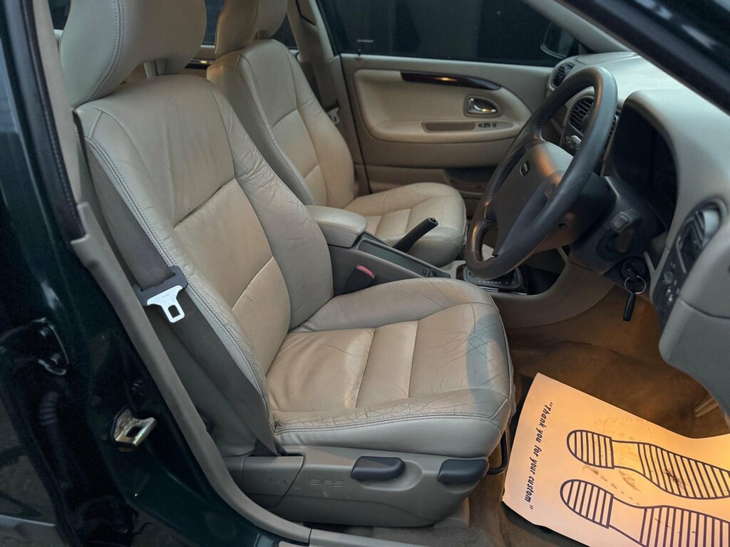 Volvo V40 2.0 Auto Silver #7