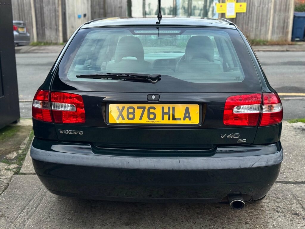 Volvo V40 1.9 Se Green #5