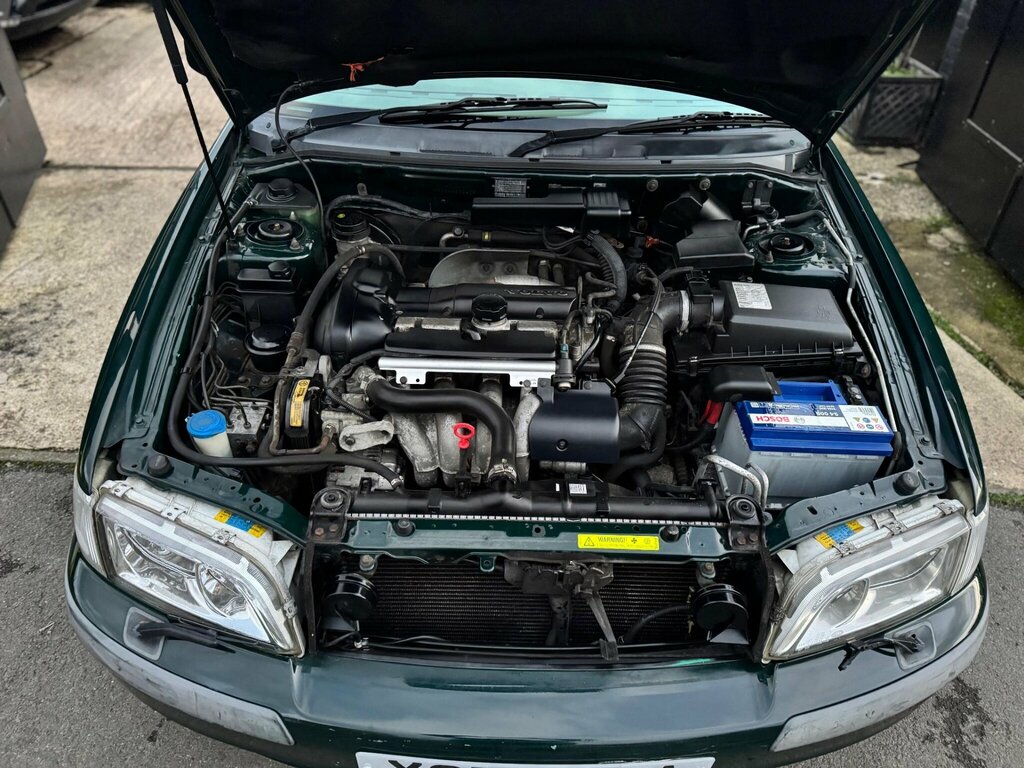 Volvo V40 2.0 Auto Silver #16