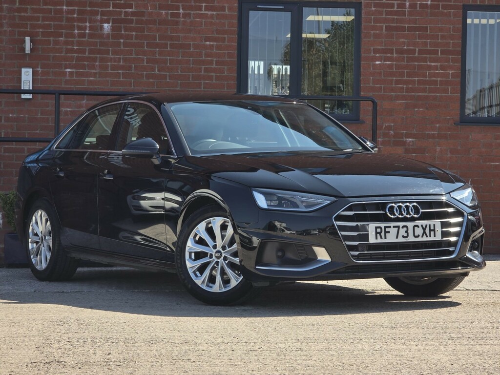 Audi A4 2.0 Tfsi 35 Sport Black
