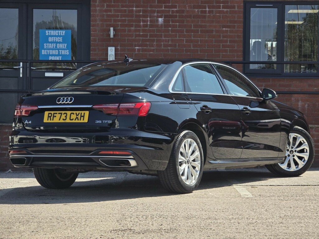 Audi A4 2.0 Tfsi 35 Sport Black #6