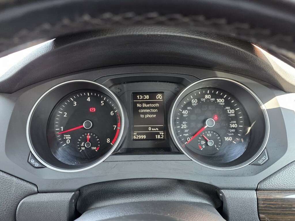 Volkswagen Jetta Black #14