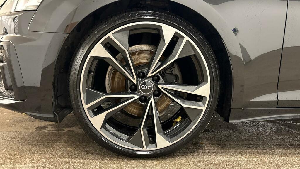 Audi A5 2.0 Tfsi 35 Black Edition Black #5