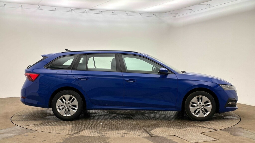 Skoda Octavia 2.0 Tdi Se Technology Blue #4