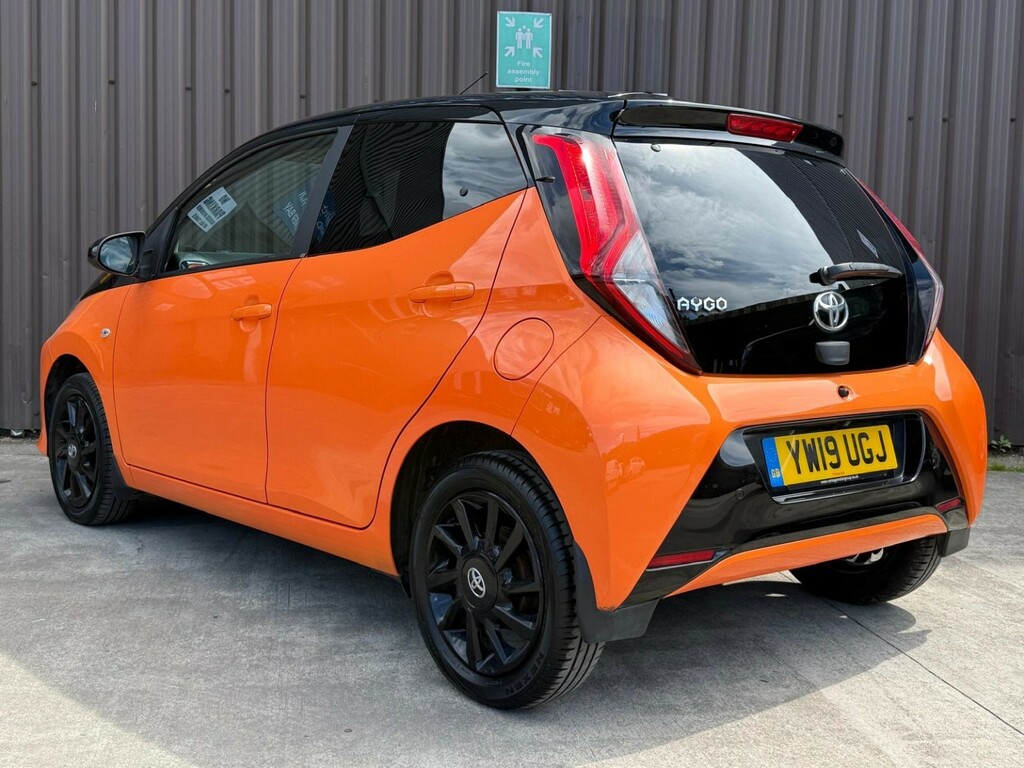 Toyota Aygo 1.0 Vvt-i X-cite YW19UGJ Orange #4