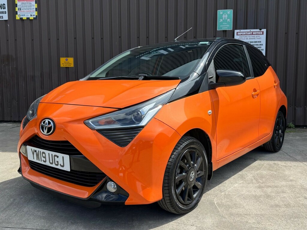 Toyota Aygo 1.0 Vvt-i X-cite YW19UGJ Orange #2