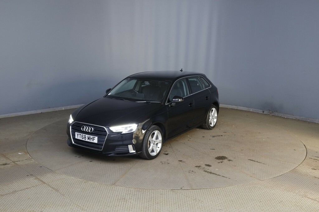 Audi A3 1.5 Tfsi Cod 35 Sport YT68MHF Black #2