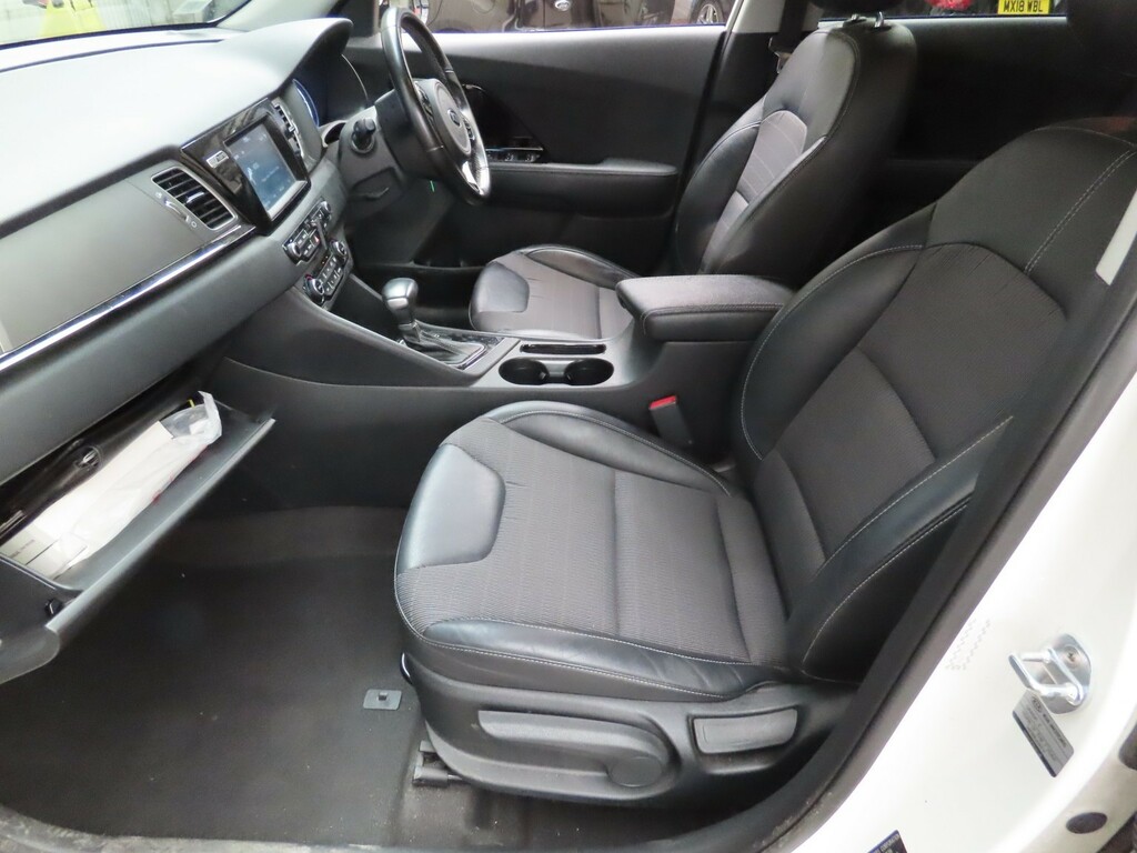 Kia Niro 1.6 H Gdi 2 White #6