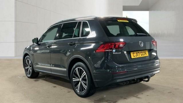 Volkswagen Tiguan 2.0 Tdi Bluemotion Tech Se Navigation CJ17GUH Grey #3