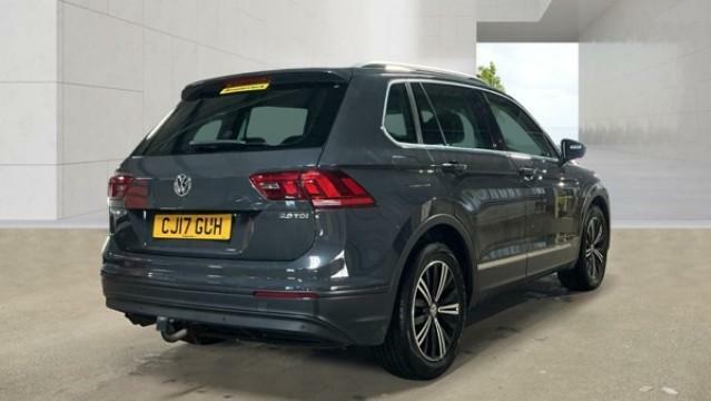 Volkswagen Tiguan 2.0 Tdi Bluemotion Tech Se Navigation CJ17GUH Grey #4