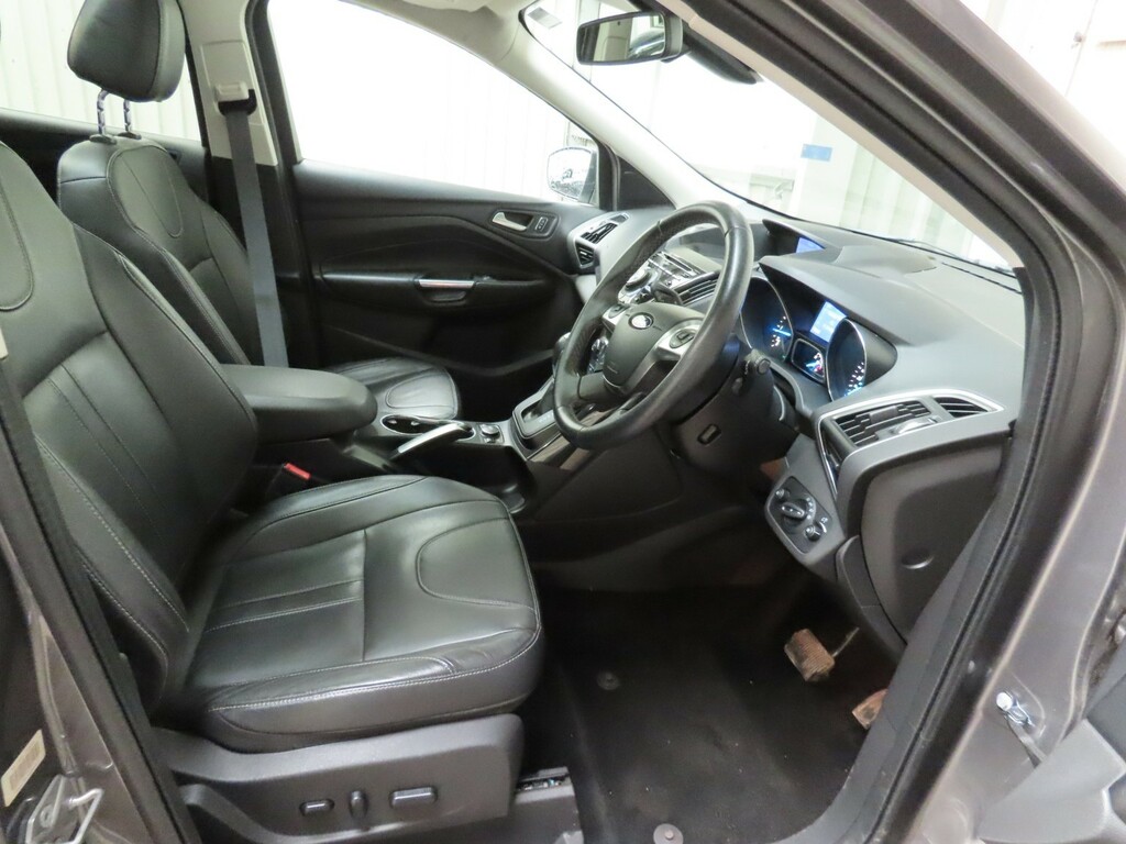 Ford Kuga 2.0 Tdci Titanium X Grey #4