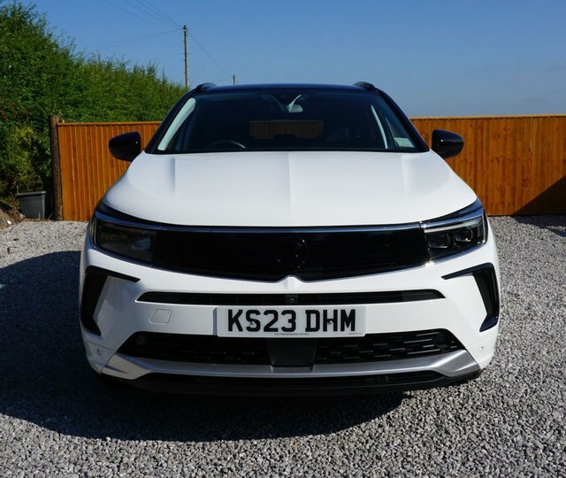 Vauxhall Grandland Turbo Ultimate Suv KS23DHM White #4